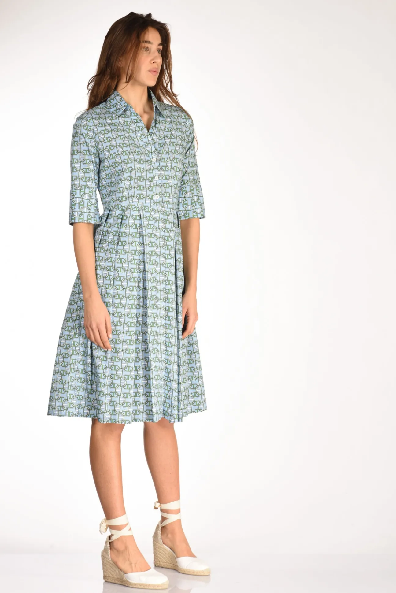 abito_aishial_azzurrobian_3.webp abito aishial azzurro/bianco/verde