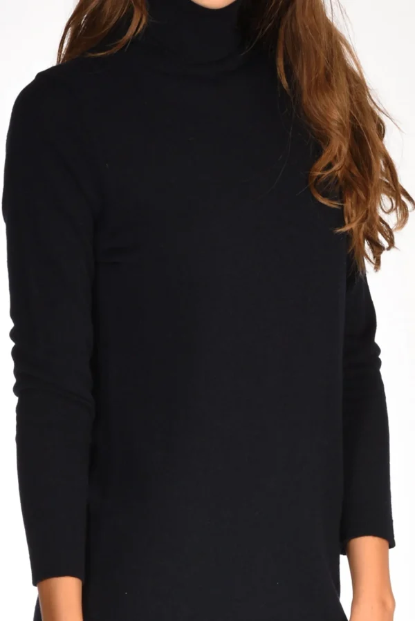 abito in maglia blu