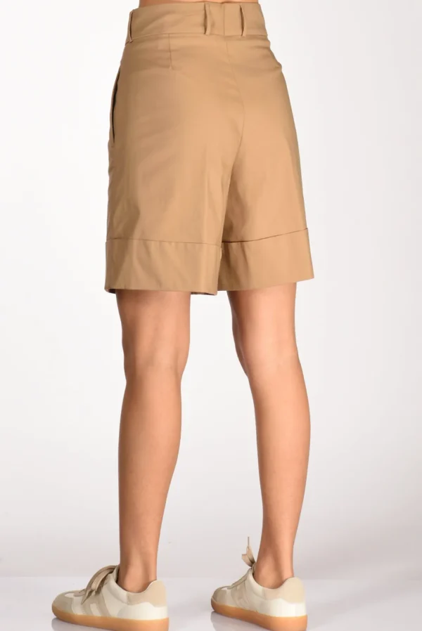 bermuda beige scuro