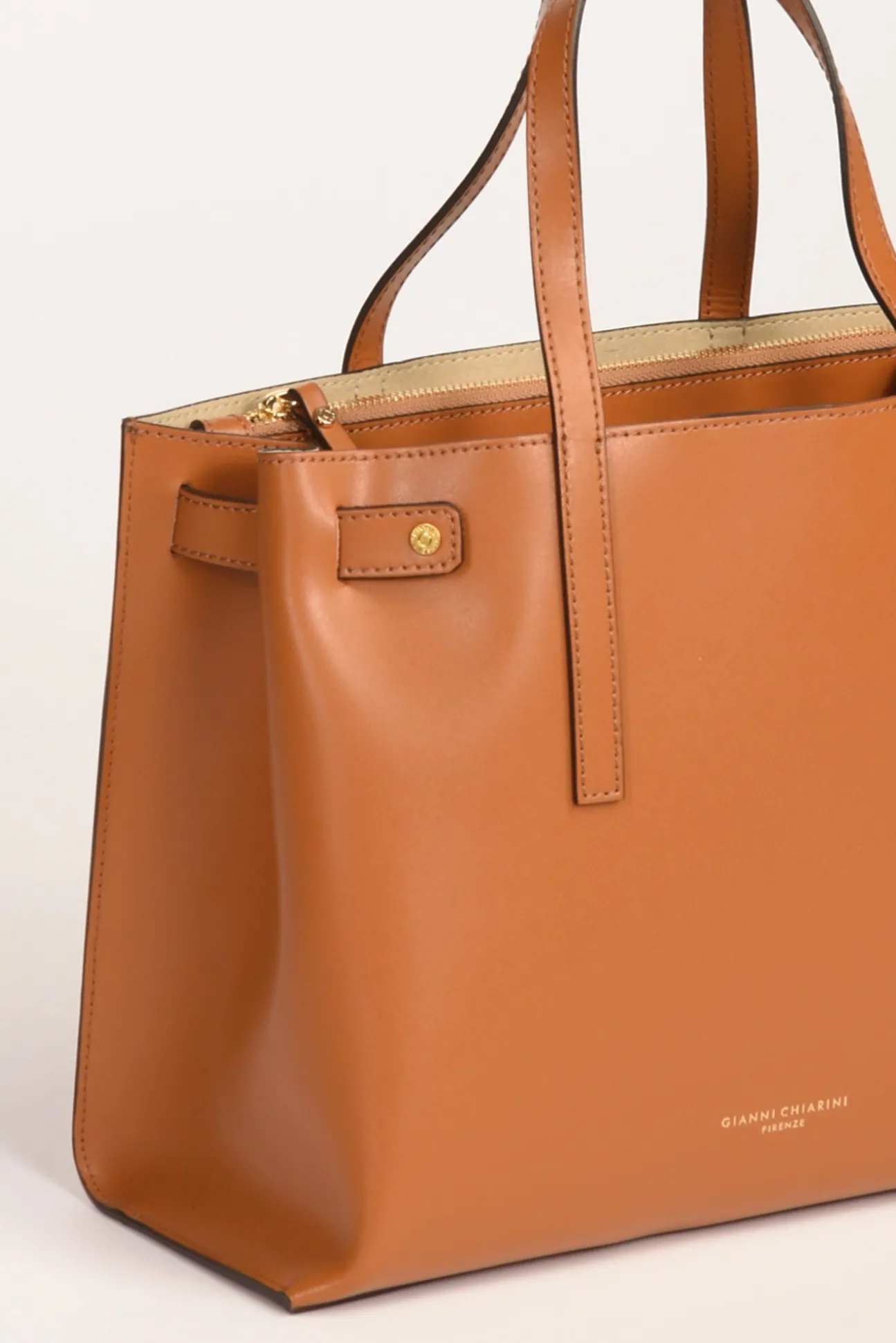 borsa_altea_marrone_chiar_3.webp borsa altea marrone chiaro