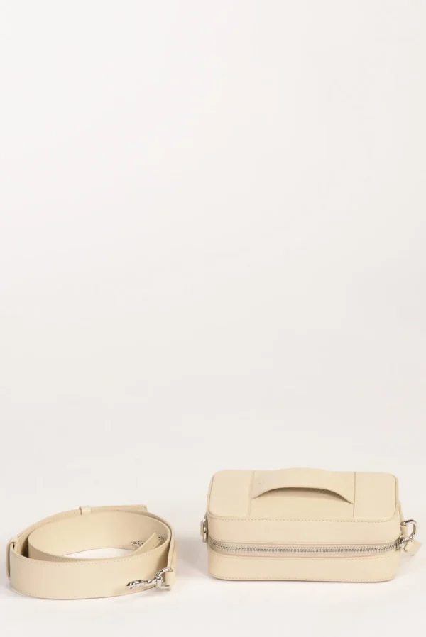 camera bag bianco latte