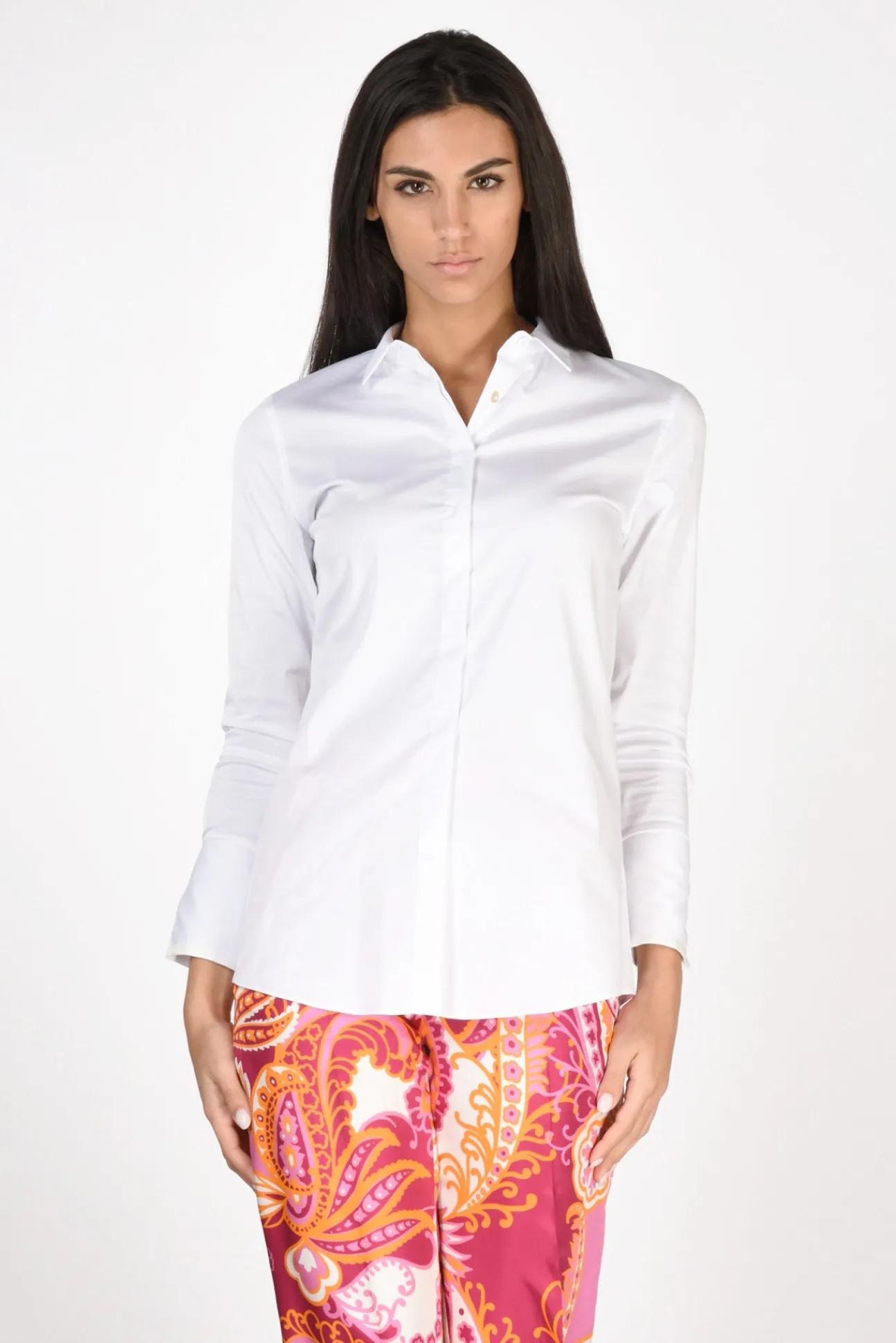 camicia_colletto_bianco_1-6.webp camicia colletto bianco
