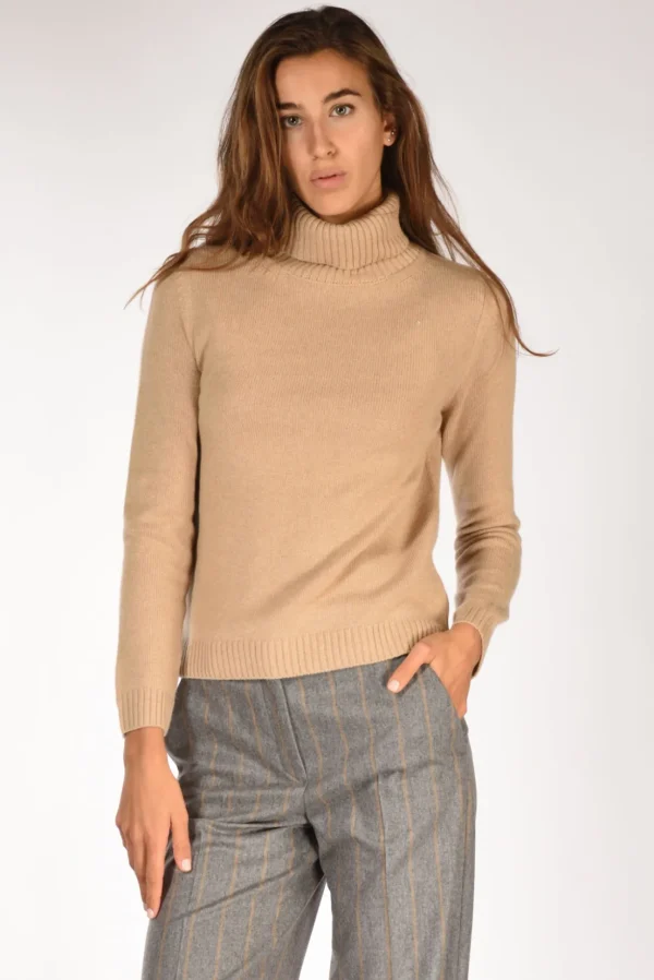 collo alto beige scuro