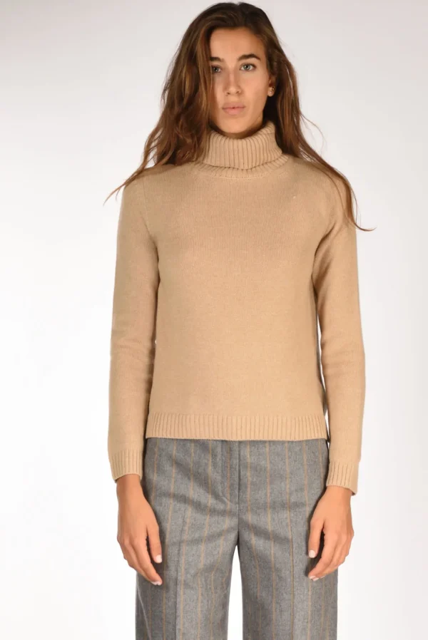 collo alto beige scuro