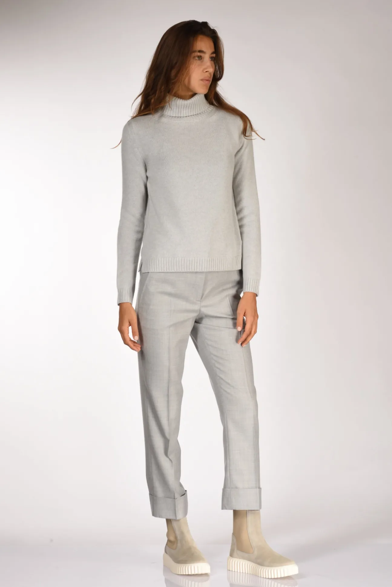collo_alto_grigio_3.webp collo alto grigio