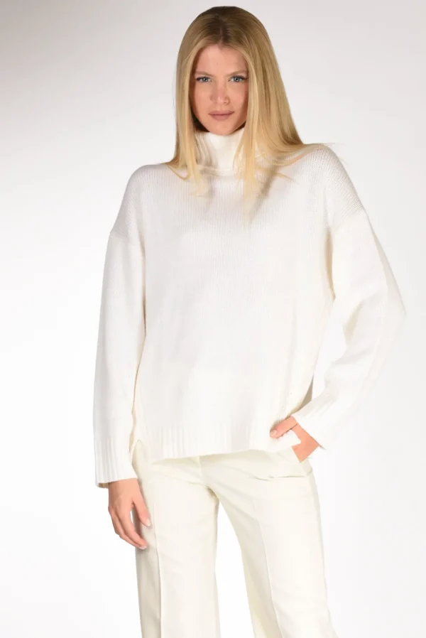 collo alto maglia bianco