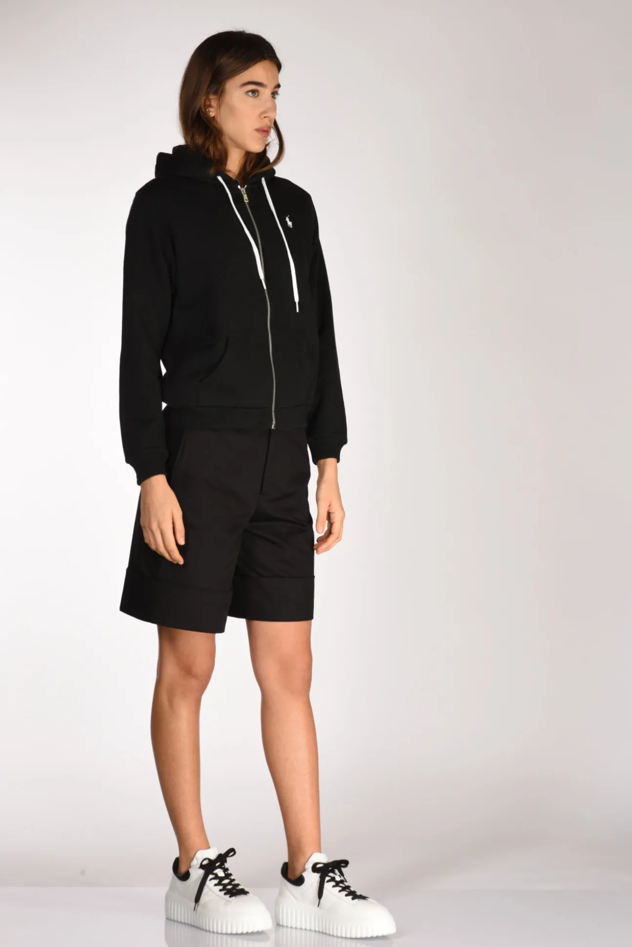 felpa_zippata_nero_3.webp felpa zippata nero