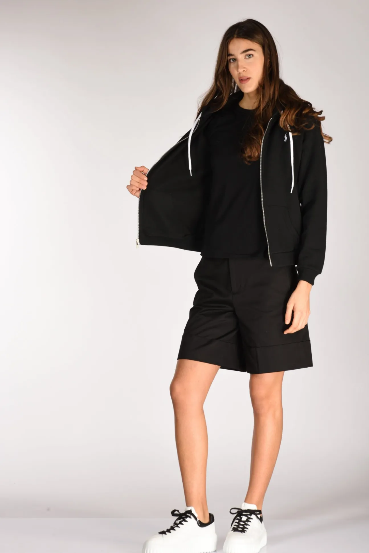 felpa_zippata_nero_5.webp felpa zippata nero