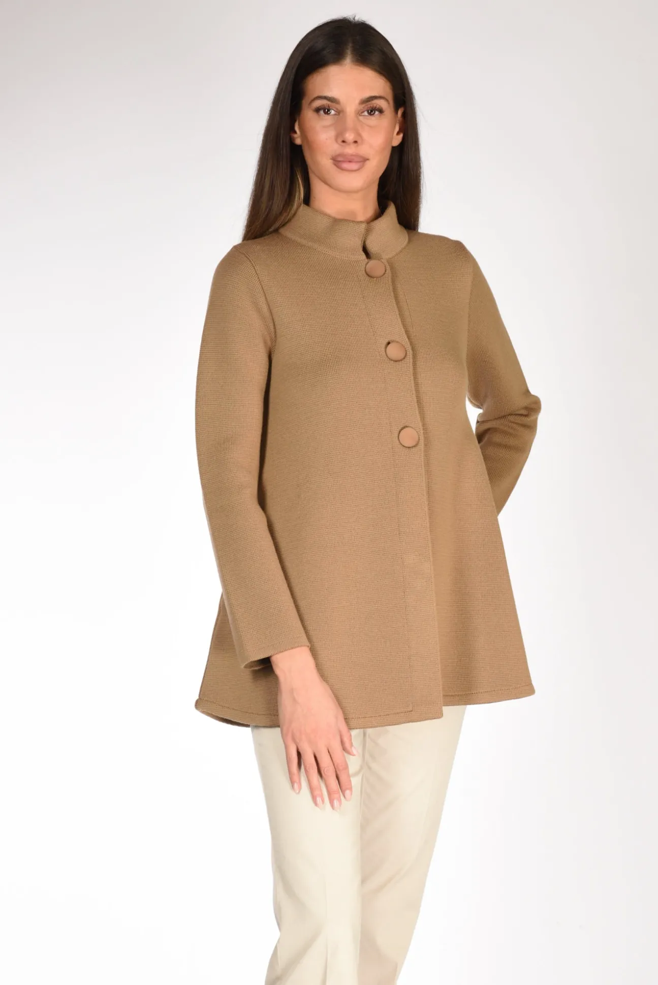 giacca_di_maglia_beige_ca_0.webp giacca di maglia beige cammello