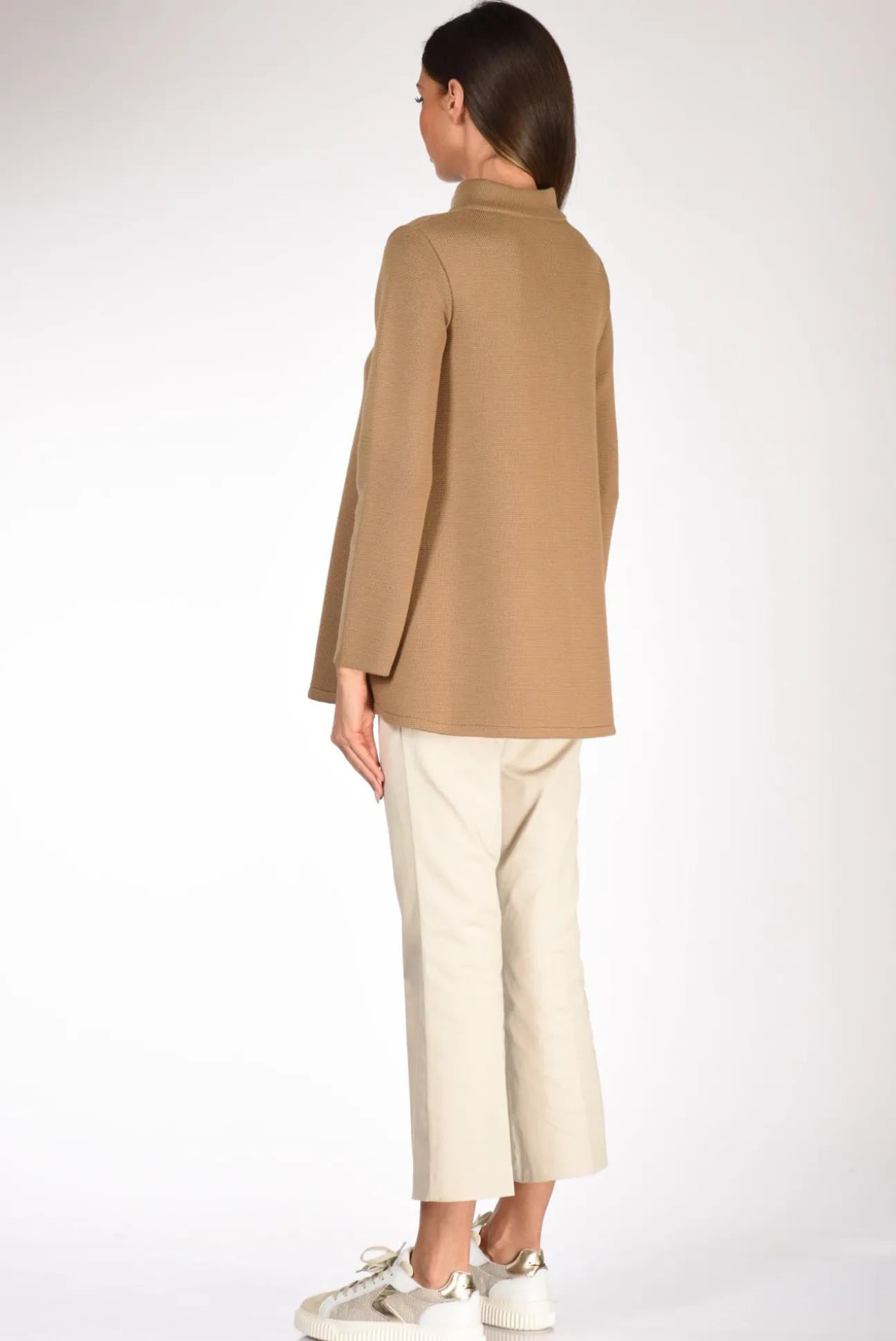 giacca_di_maglia_beige_ca_4.webp giacca di maglia beige cammello