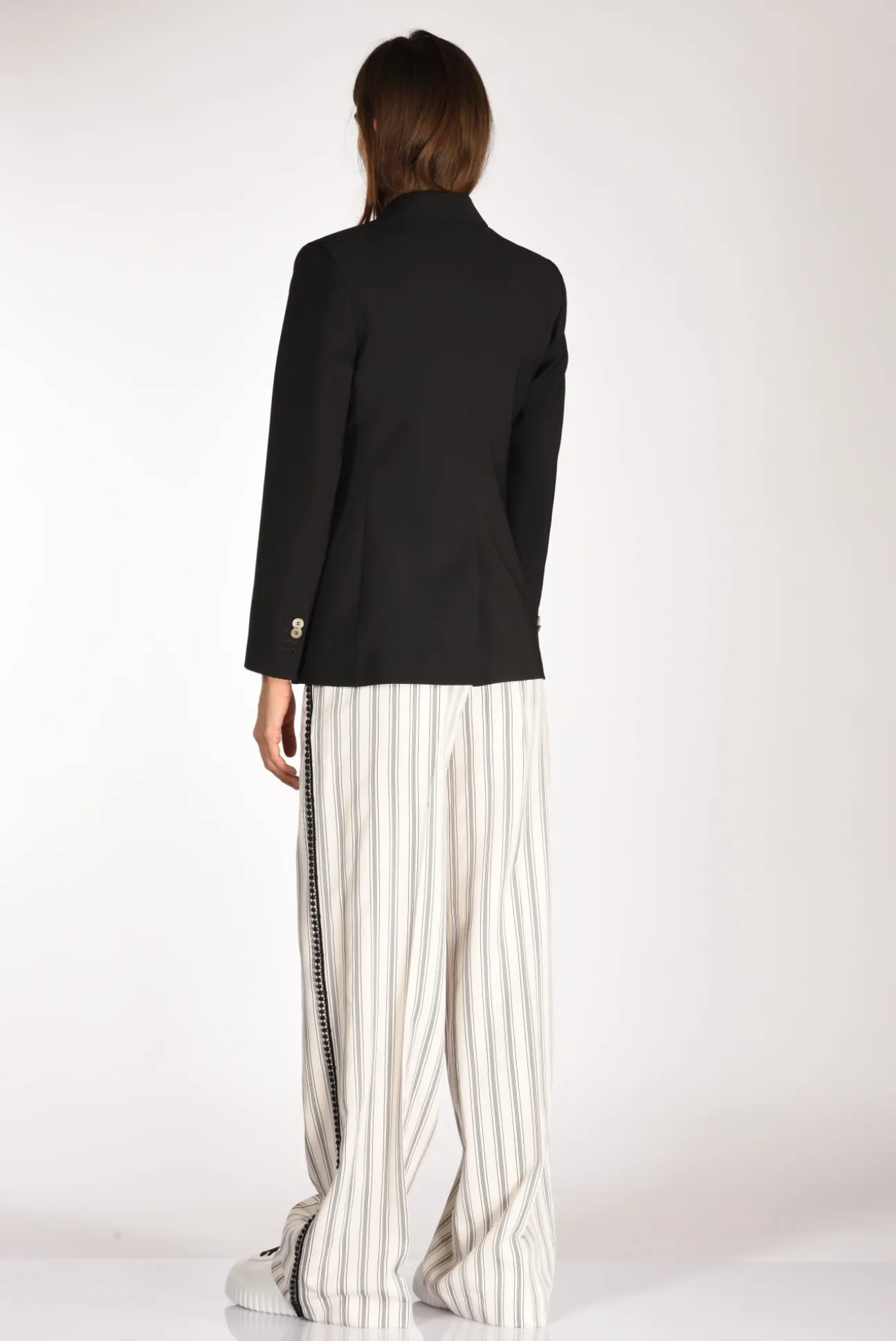 giacca_lisla_nero_4.webp giacca lisla nero