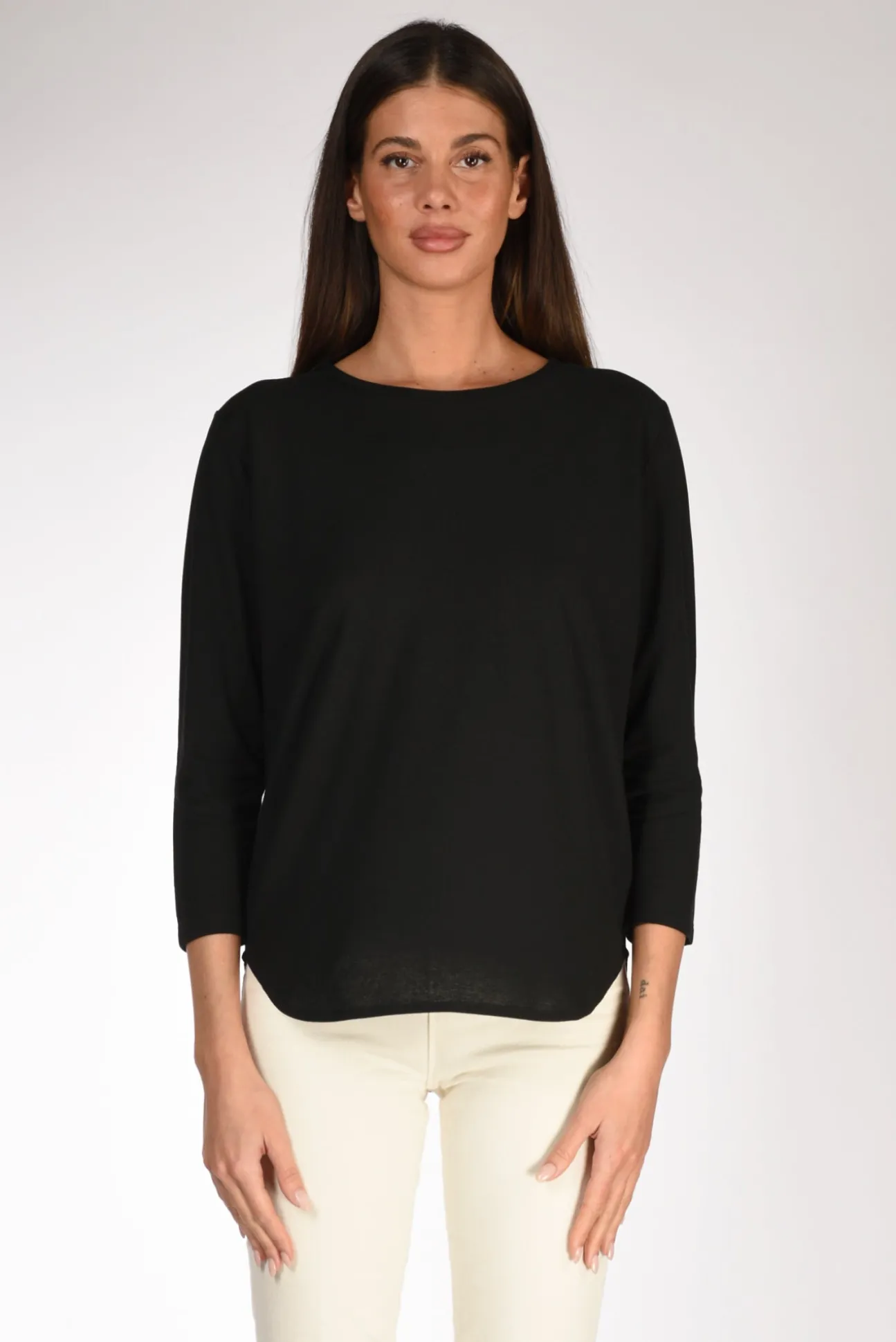 maglia_nero_1-5.webp maglia nero
