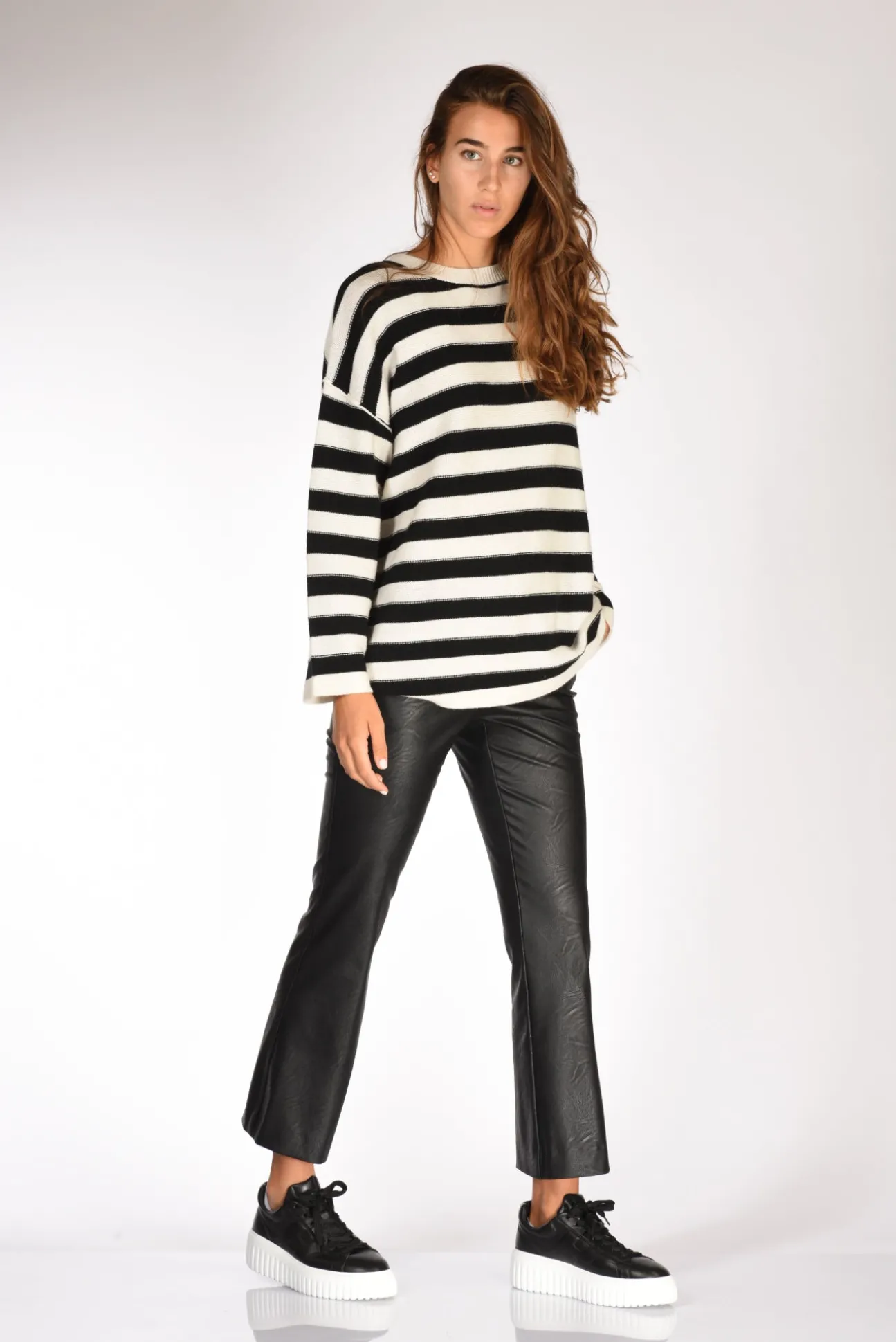 pantalone_florette_nero_1-1.webp pantalone florette nero