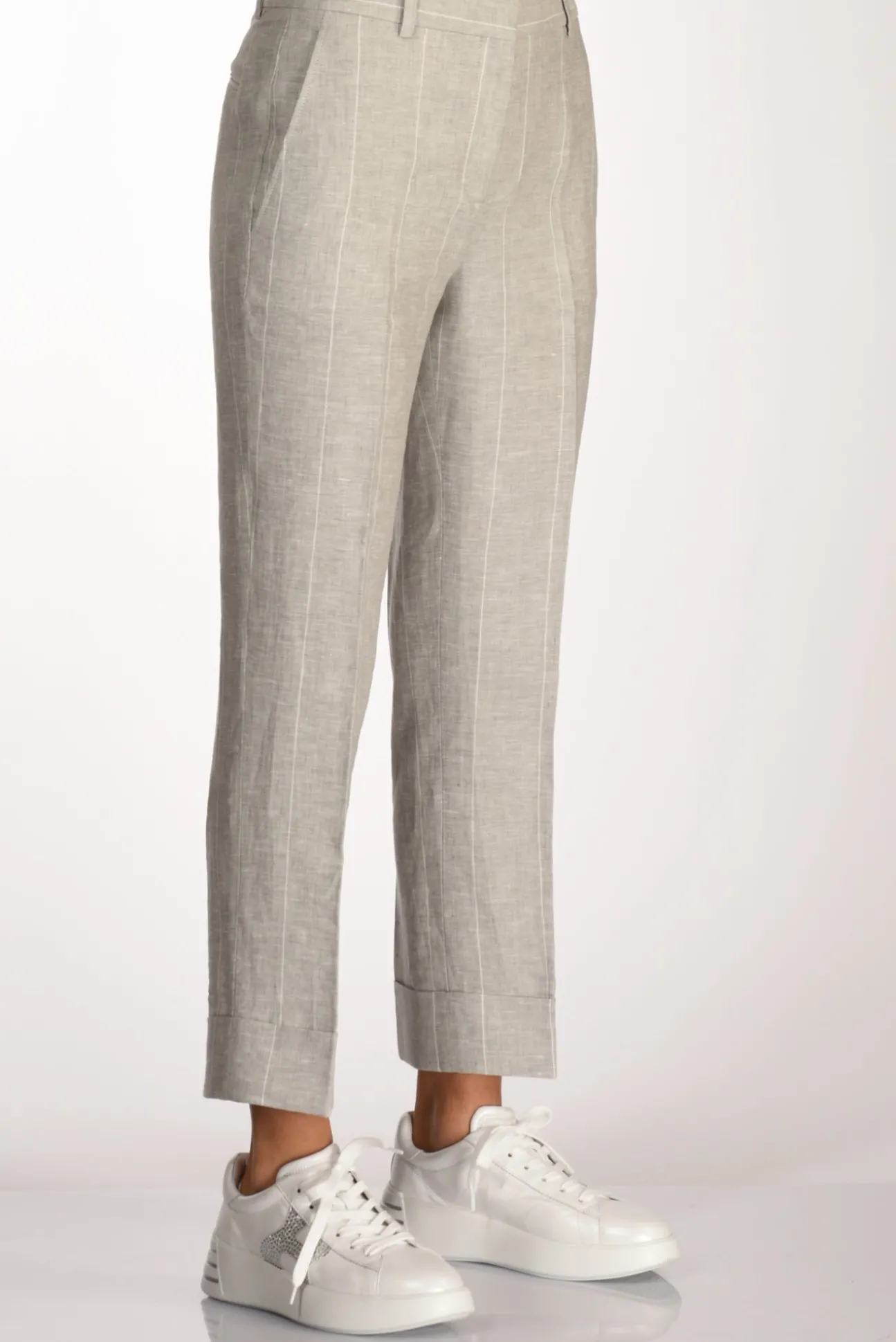 pantalone_nevet_grigio_ch_4-1.webp pantalone nevet grigio chiaro