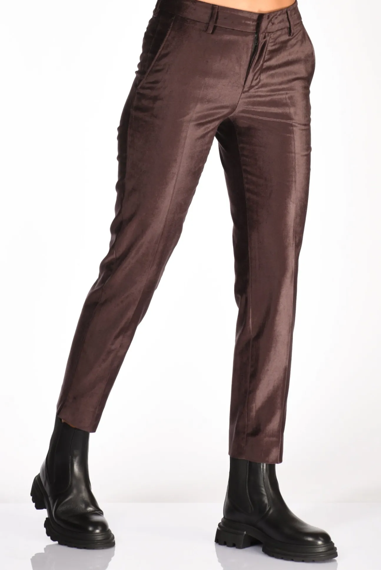 pantalone_new_york_marron_0.webp pantalone new york marrone