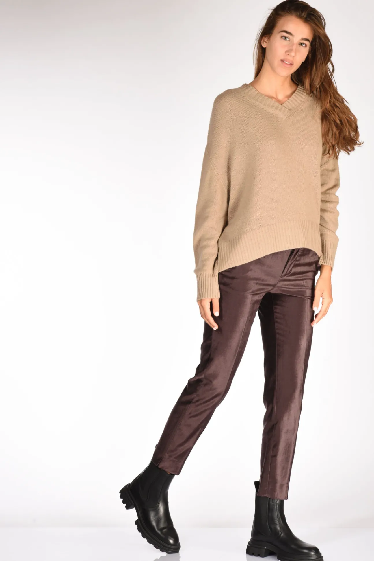 pantalone_new_york_marron_1.webp pantalone new york marrone