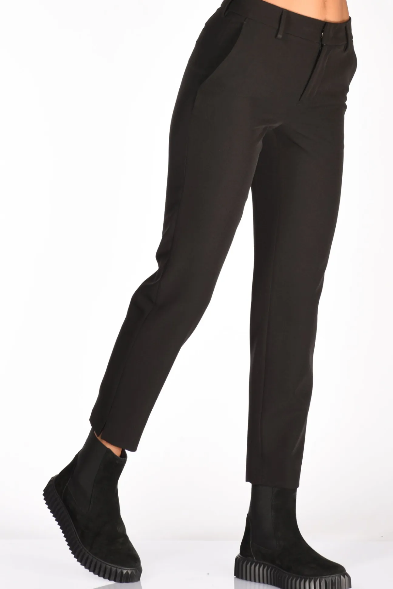 pantalone_new_york_nero_0-3.webp pantalone new york nero