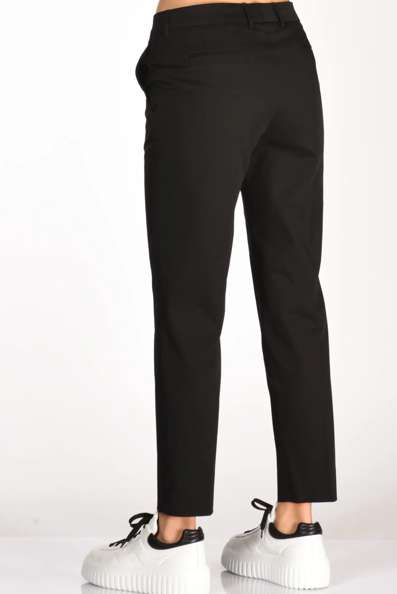 pantalone_new_york_nero_5-1.webp pantalone new york nero