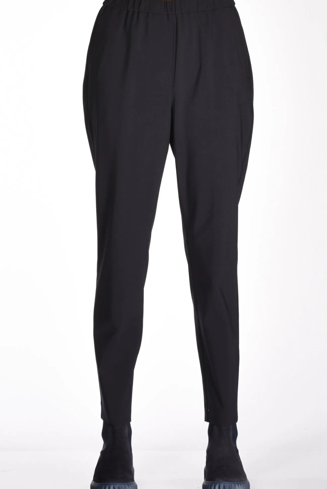 pantaloni_blu_2-1.webp pantaloni blu
