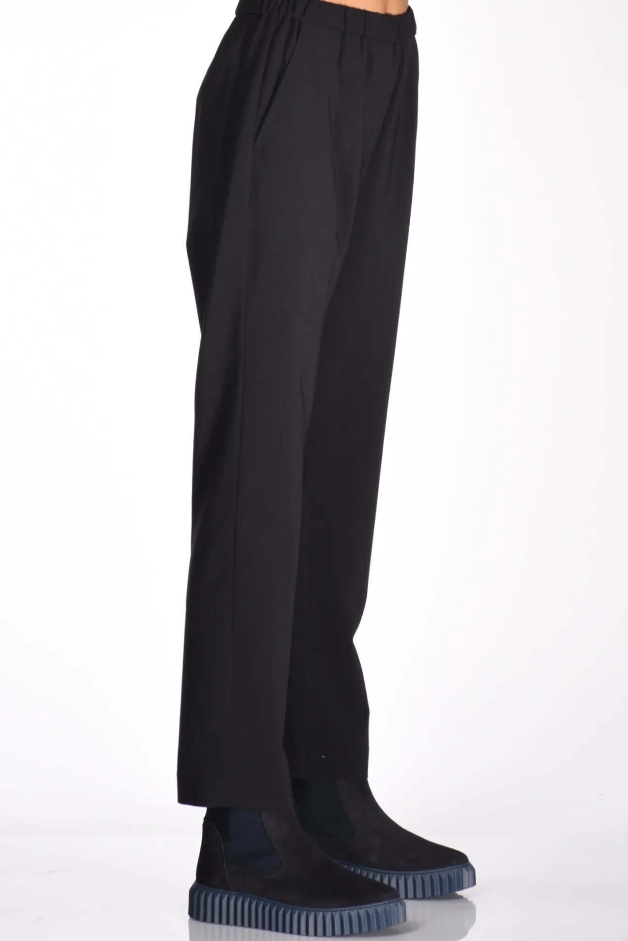 pantaloni_blu_3-1.webp pantaloni blu