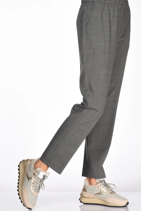 pantaloni grigio