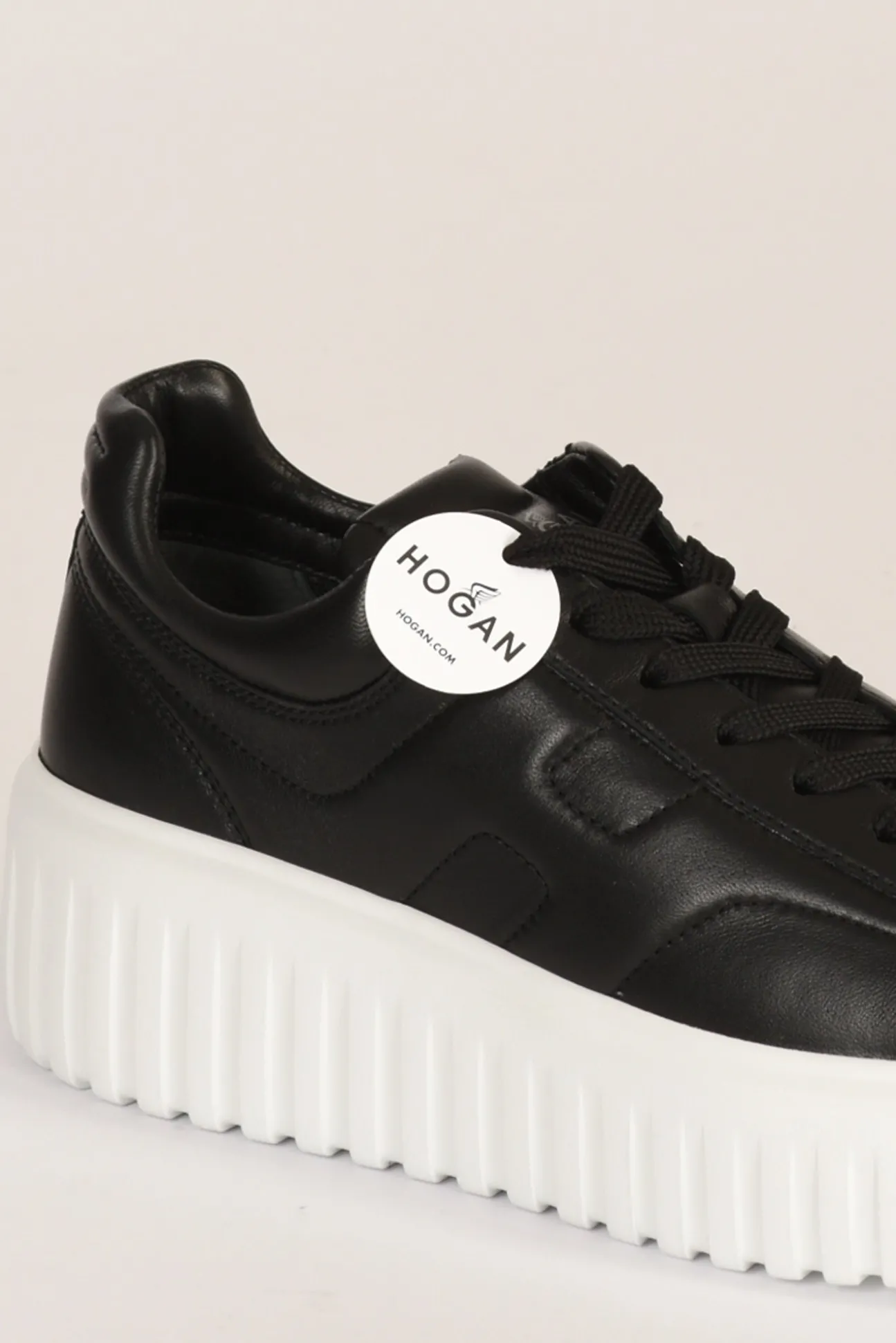 sneakers_hstripes_nero_3.webp sneakers h-stripes nero