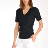 tshirt di maglia blu