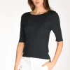 tshirt di maglia blu