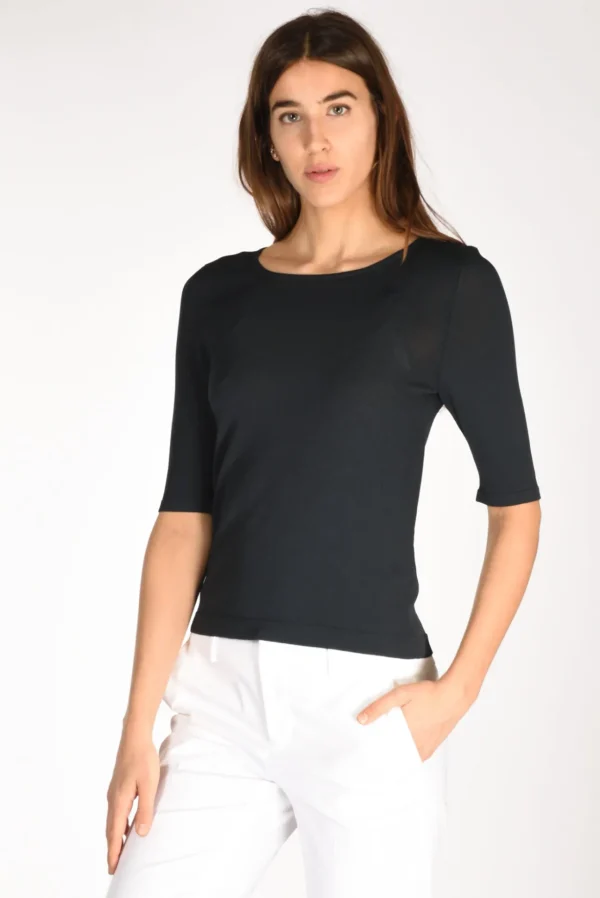 tshirt di maglia blu