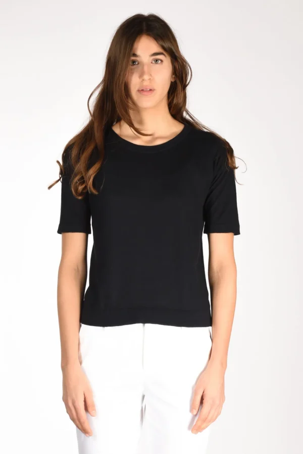 tshirt di maglia blu