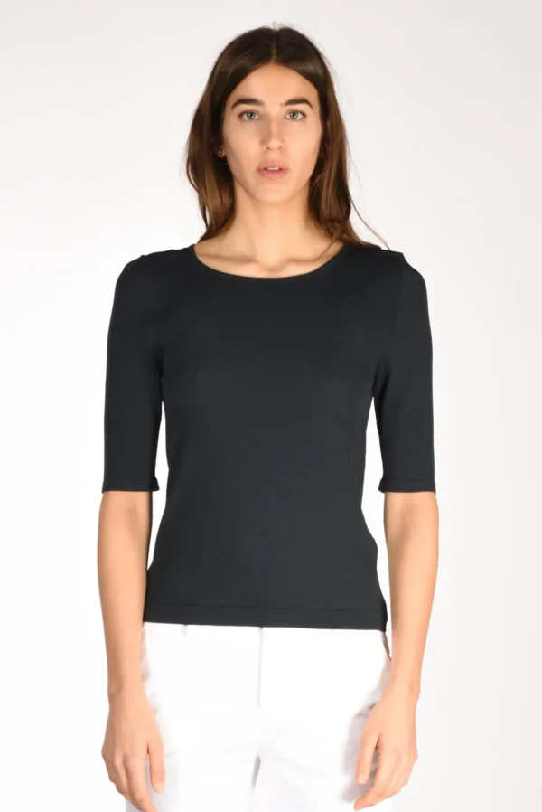 tshirt di maglia blu