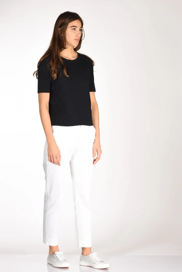 tshirt di maglia blu