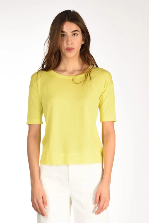 tshirt di maglia giallo