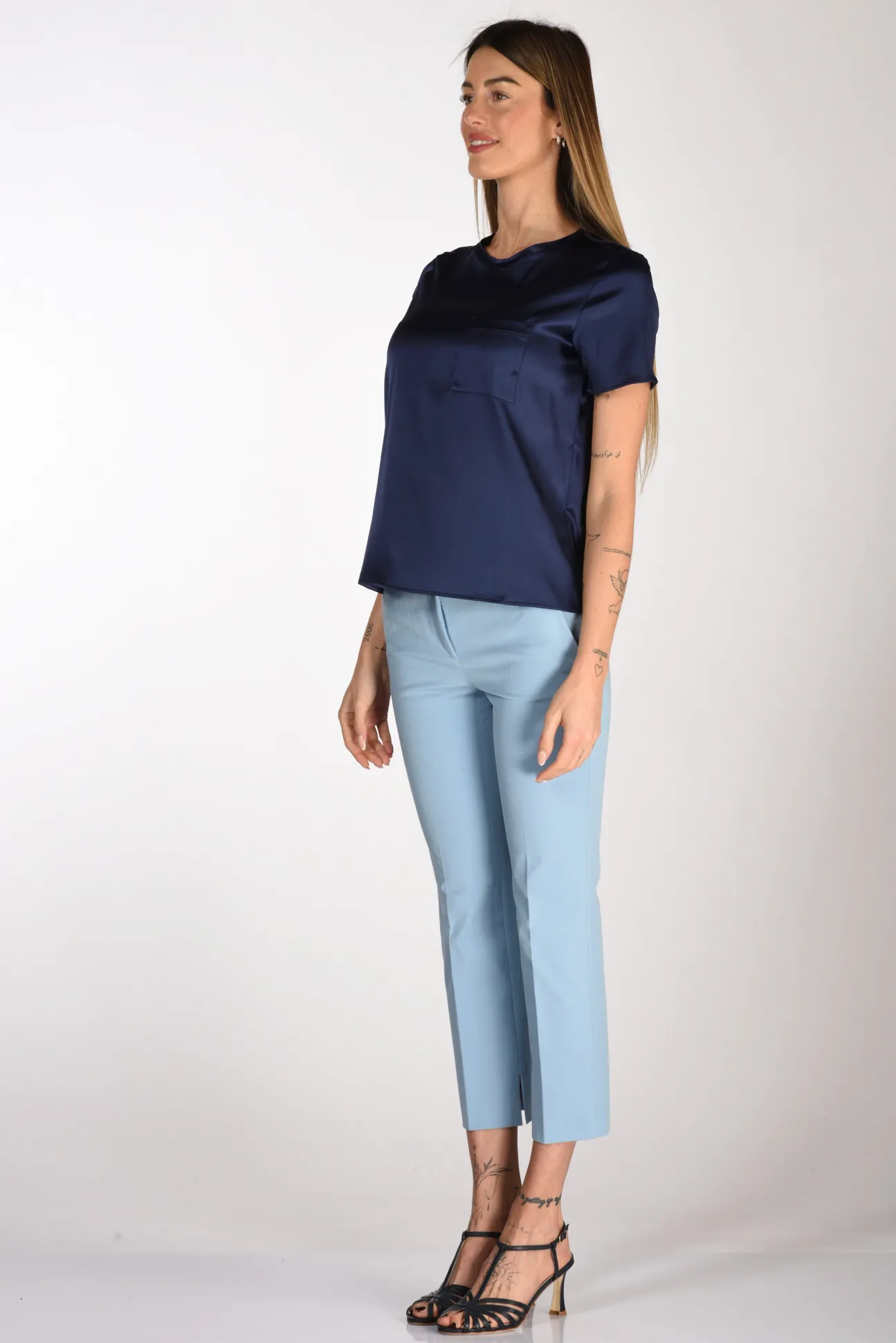 tshirt_seta_blu_3-2.webp tshirt seta blu